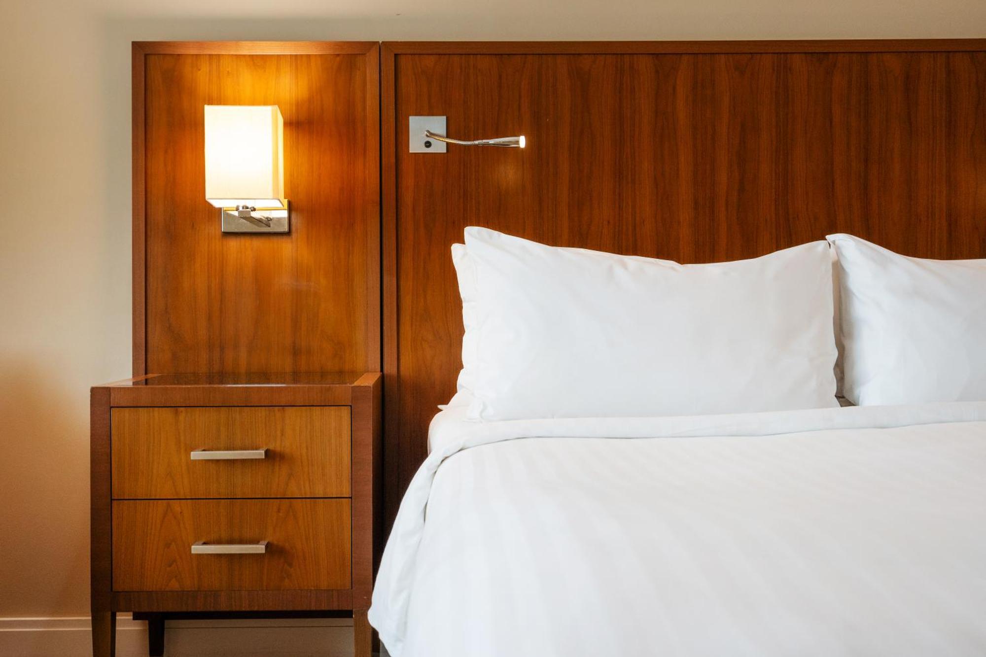 London Twickenham Stadium Hotel, A Member Of Radisson Individuals Exterior foto