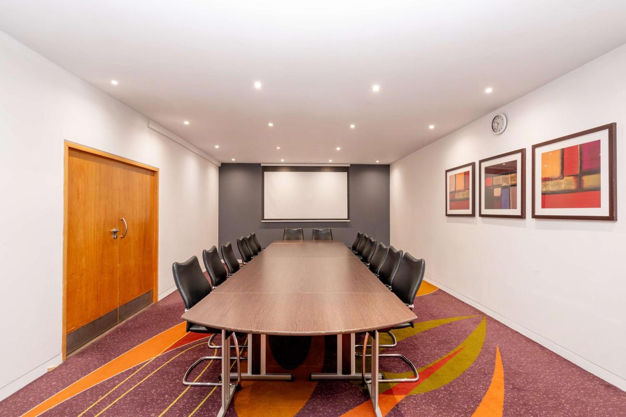 London Twickenham Stadium Hotel, A Member Of Radisson Individuals Exterior foto